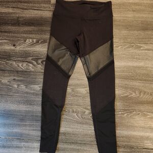 NWOT Alo Yoga Faux Leather & Mesh Moto Yoga Pants - Size S